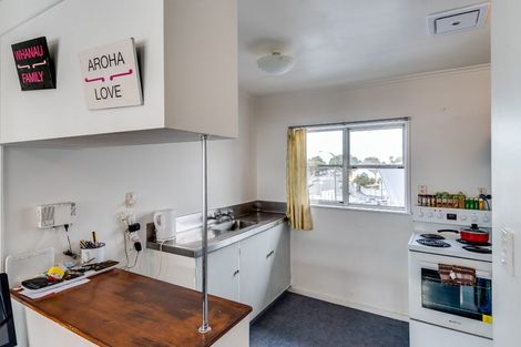 Photo of property in 10 Faraday Street, Hospital Hill, Napier, 4110