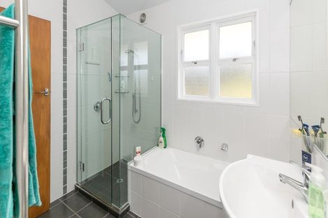 Photo of property in 10 Riverview Terrace, Fairfield, Hamilton, 3214