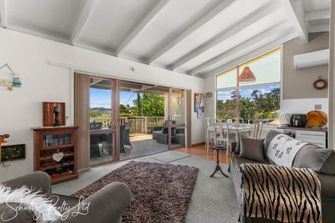 Photo of property in 9 Sandy Beach Road, Tinopai, Matakohe, 0593