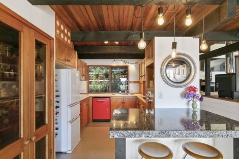 Photo of property in 12 Downing Street, Crofton Downs, Wellington, 6035