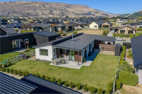 Photo of property in 25 Campbell Road, Wanaka, 9305