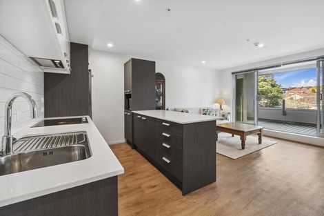 Photo of property in 102/25 Bute Road, Browns Bay, Auckland, 0630