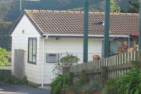 Photo of property in 248a Mitchell Street, Brooklyn, Wellington, 6021