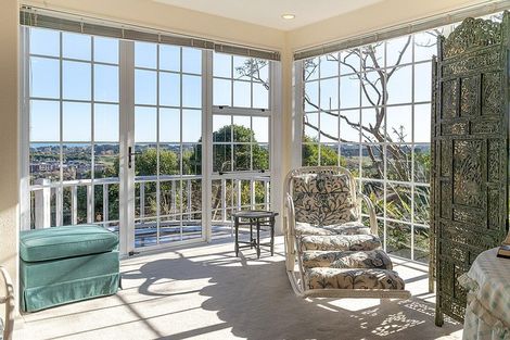 Photo of property in 105 Winara Avenue, Waikanae, 5036