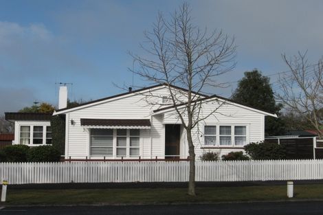Photo of property in 2 Wilson Street, Hamilton East, Hamilton, 3216