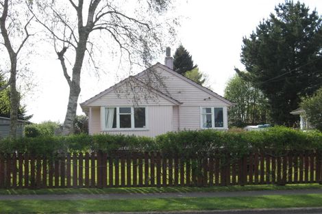 Photo of property in 19 Meadowbank Crescent, Fordlands, Rotorua, 3015