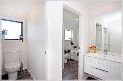 Photo of property in 128 Cummerfield Road, Foxton, 4891