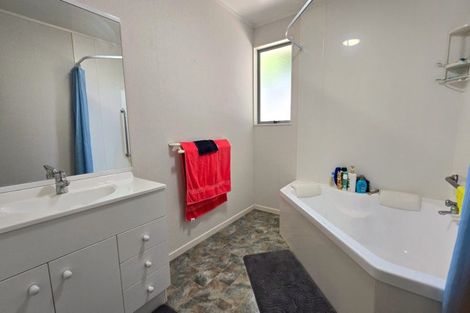 Photo of property in 218a Tony Avenue, Thames, 3500