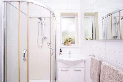 Photo of property in 1/67 Checketts Avenue, Halswell, Christchurch, 8025