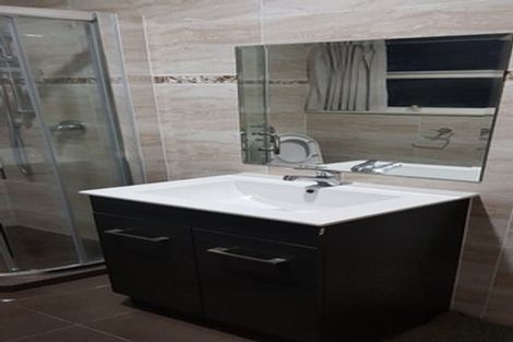 Photo of property in 1/56 Great South Road, Papatoetoe, Auckland, 2025