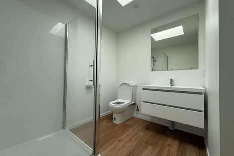 Photo of property in 2/27 Main Road, Wainuiomata, Lower Hutt, 5014