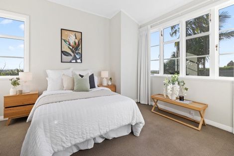 Photo of property in 51 Burrow Road, Pukekohe, 2120