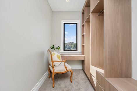 Photo of property in 9 Halcyon Bay Lane, Wainui, 0992