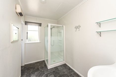 Photo of property in 62 Parkes Avenue, Saint Johns Hill, Whanganui, 4501