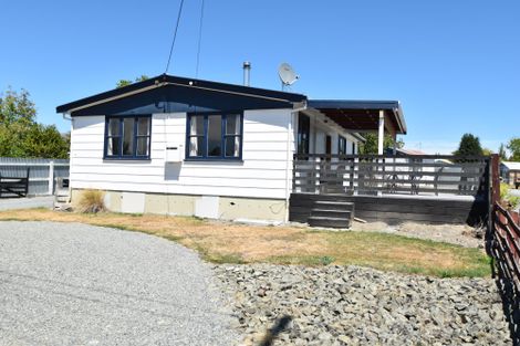 Photo of property in 15 Hunter Crescent, Twizel, 7901