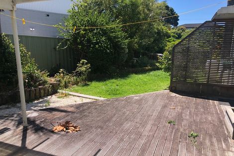 Photo of property in 2/12 Bungalow Avenue, Point Chevalier, Auckland, 1022