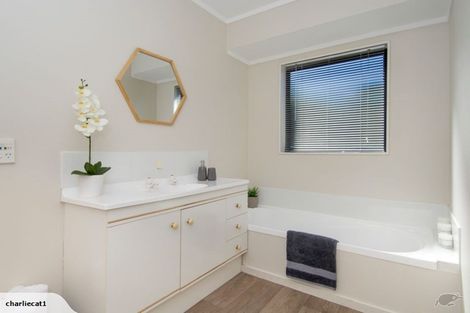 Photo of property in 676 Gloucester Road, Papamoa Beach, Papamoa, 3118