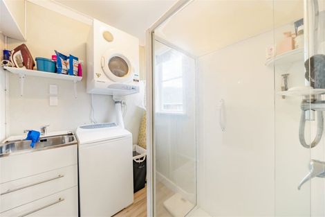 Photo of property in 42 Porutu Street, Fairfield, Lower Hutt, 5011