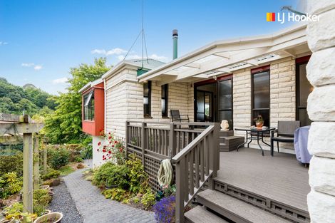 Photo of property in 71 Glenross Street, Glenross, Dunedin, 9011