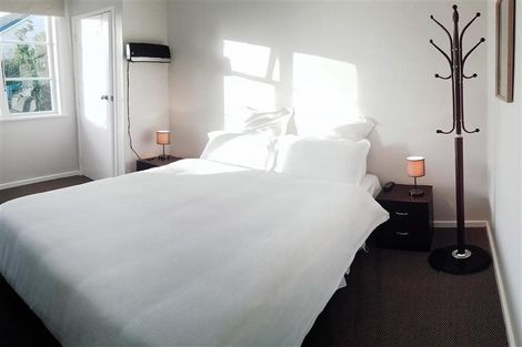 Photo of property in 98/98a Glenpark Avenue, Frankleigh Park, New Plymouth, 4310