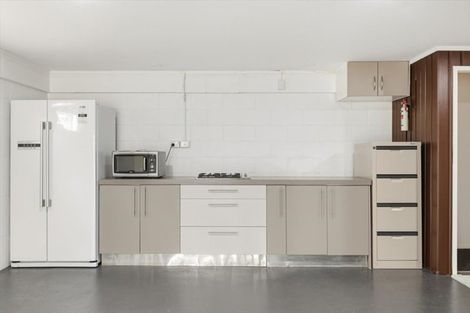 Photo of property in 60a Oxford Street, Te Puke, 3119