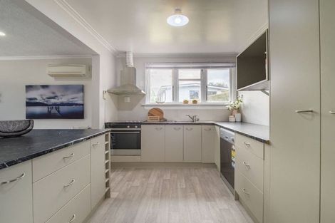 Photo of property in 489 Kaikorai Valley Road, Bradford, Dunedin, 9011