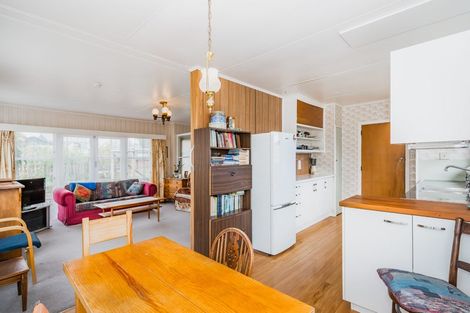 Photo of property in 21 Gray Avenue, Paraparaumu Beach, Paraparaumu, 5032