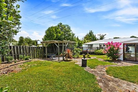 Photo of property in 83 Glen Marine Parade, Glendene, Auckland, 0602