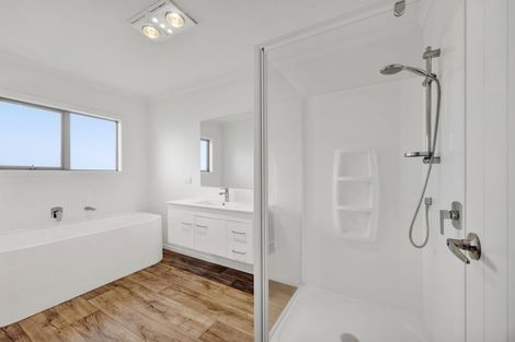 Photo of property in 7 Mercade Close, Stratford, 4332