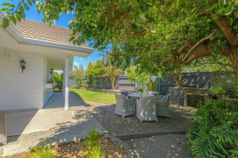 Photo of property in 54 Waterloo Crescent, Hokowhitu, Palmerston North, 4410