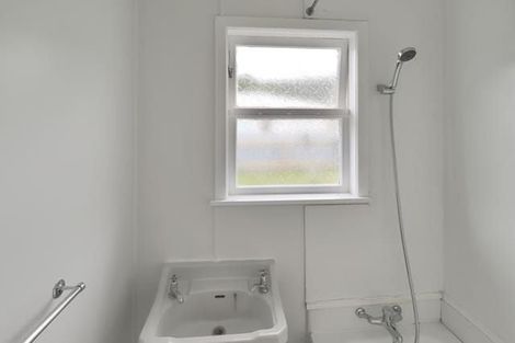 Photo of property in 90 Wise Street, Wainuiomata, Lower Hutt, 5014