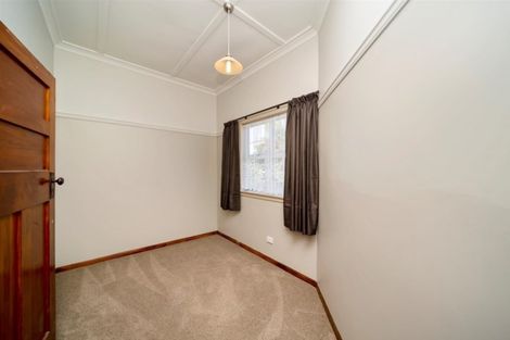 Photo of property in 20 Caledonia Street, Hawera, 4610