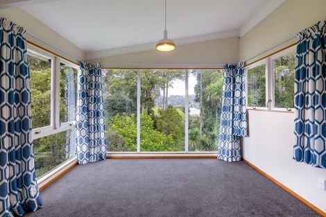 Photo of property in 57 Arapito Road, Titirangi, Auckland, 0604