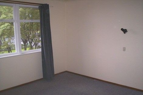 Photo of property in 26 Eastglen Road, Glen Eden, Auckland, 0602