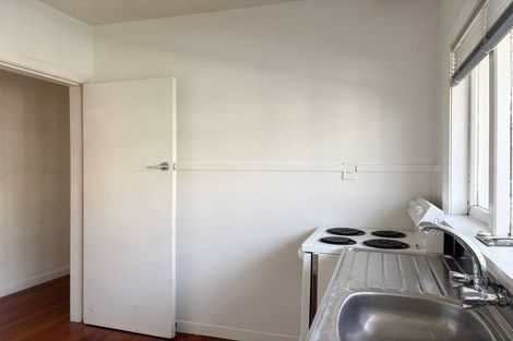 Photo of property in 8/23 Frederick Street, Waltham, Christchurch, 8011
