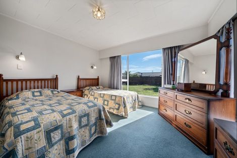 Photo of property in 19 Bronte Place, Whalers Gate, New Plymouth, 4310