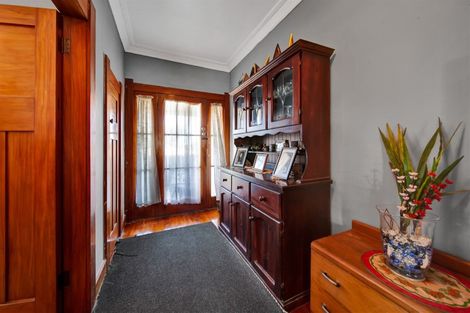 Photo of property in 10 Oxford Street, Patea, 4520