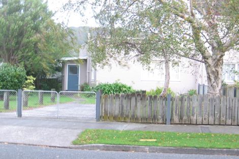 Photo of property in 60 Durham Crescent, Fairfield, Lower Hutt, 5011