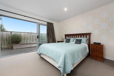 Photo of property in 5 Lennon Way, Papamoa Beach, Papamoa, 3118