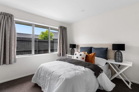 Photo of property in 37 Dunlops Crescent, Bottle Lake, Christchurch, 8083