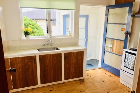 Photo of property in 6b Empire Road, Orewa, 0931