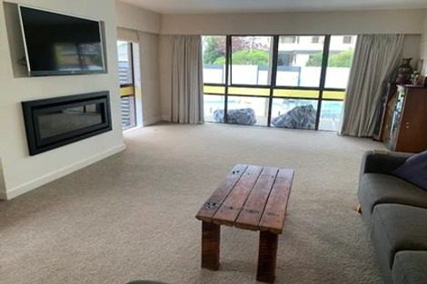 Photo of property in 4 Bennelong Place, Havelock North, 4130