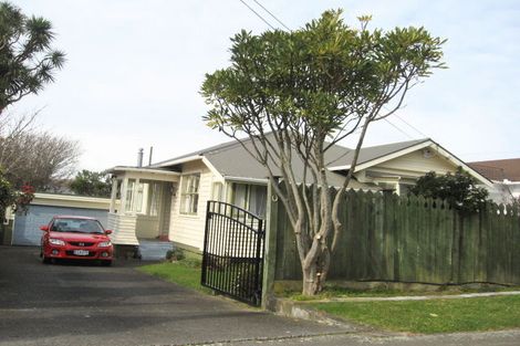 Photo of property in 25 Beauchamp Street, Karori, Wellington, 6012