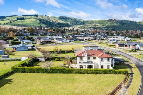 Photo of property in 12 Pukeko Way, Kinloch, Taupo, 3377