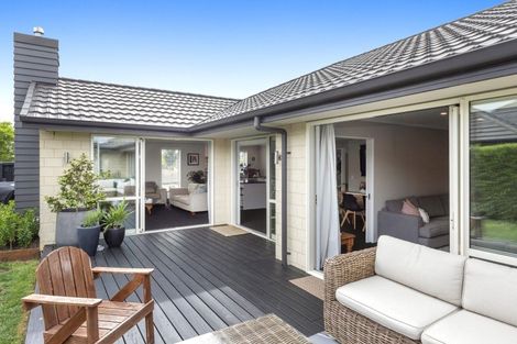 Photo of property in 2 Rossall Crescent, Rolleston, 7615