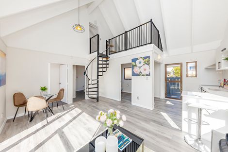 Photo of property in 2/72 Weymouth Road, Manurewa, Auckland, 2102