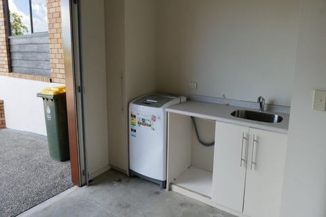 Photo of property in 43 Bleakhouse Road, Howick, Auckland, 2014