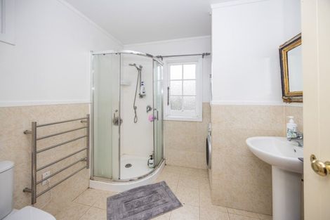 Photo of property in 190 Great South Road, Huntly, 3700