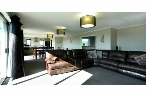 Photo of property in 31 Kendall View, Stoke, Nelson, 7011