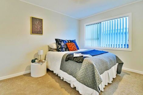 Photo of property in 1/15 Secretariat Place, Randwick Park, Auckland, 2105
